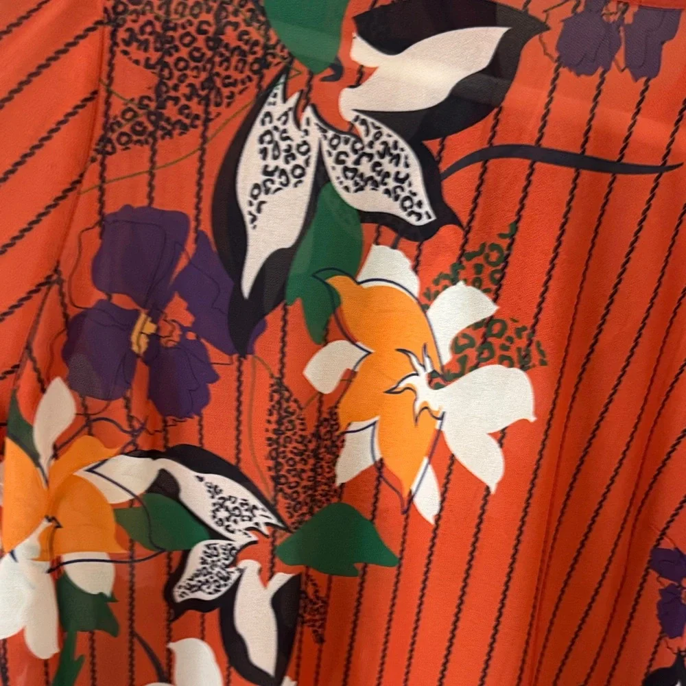 Floral multi color blouse with Bow Tie & Smocked Cuff - Picture 9 of 10